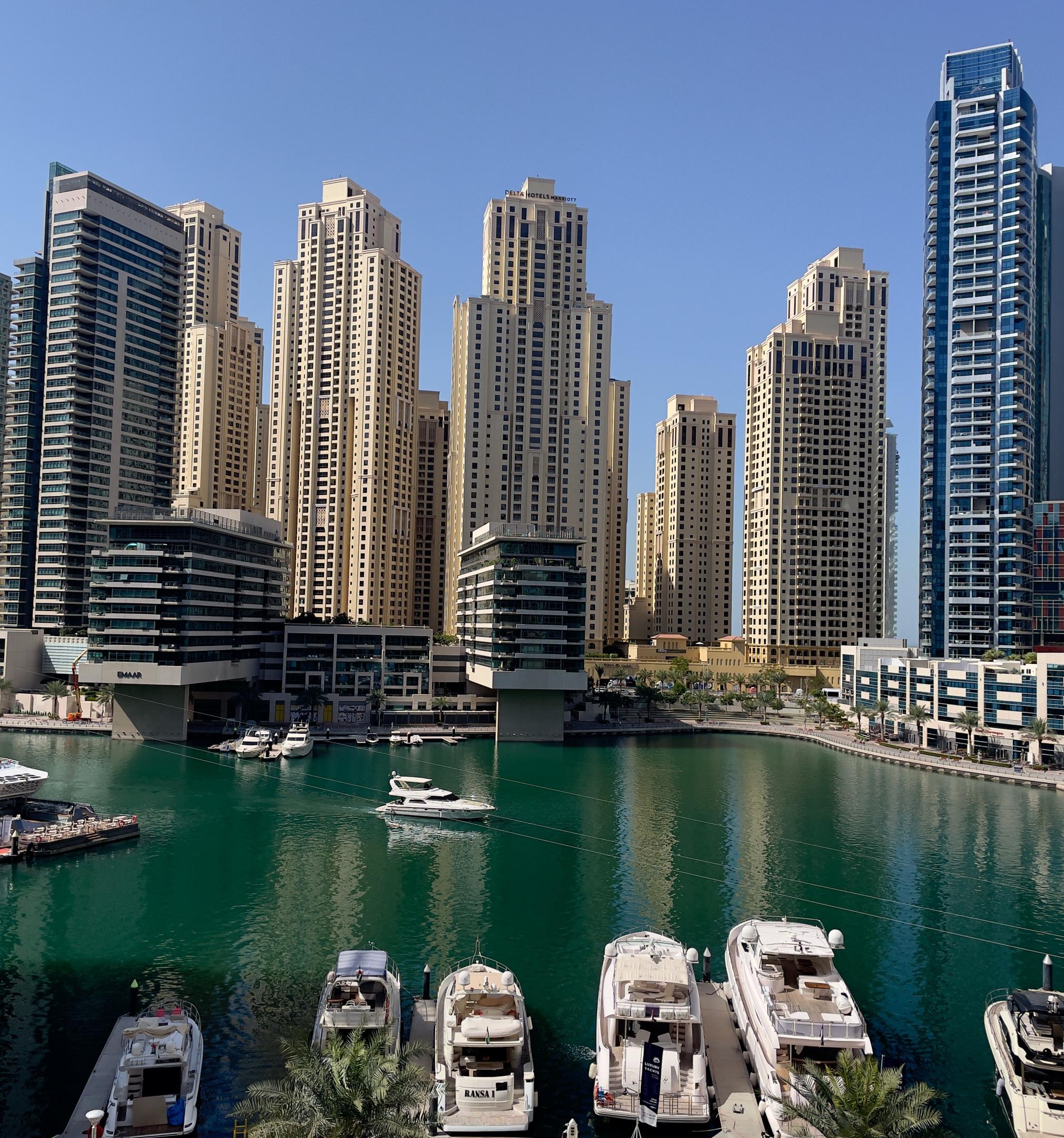 Dubai Marina walk